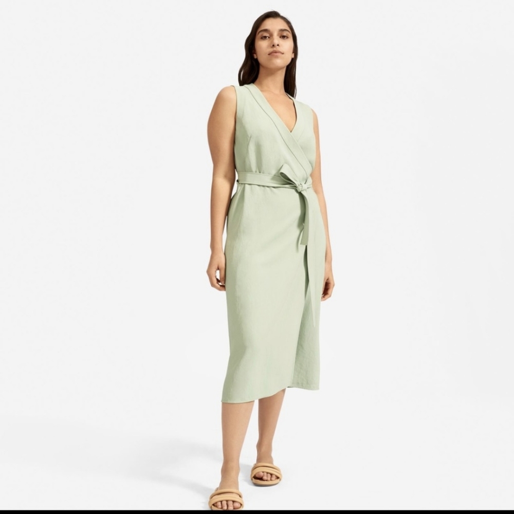 Everlane Japanese GoWeave Sleeveless midi dress